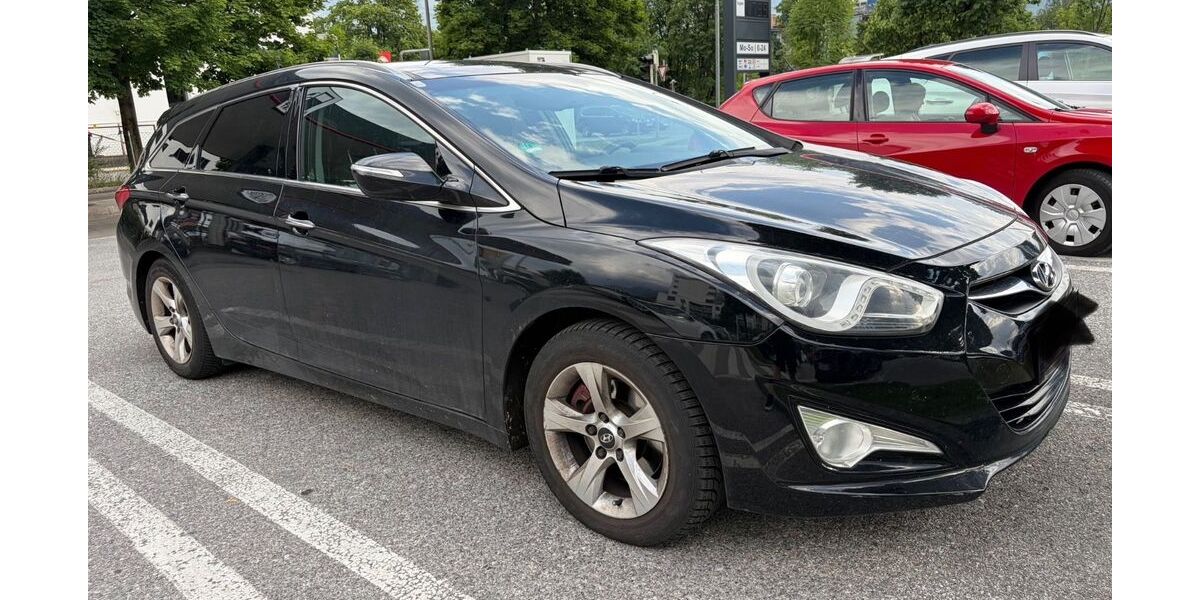 Hyundai i40 284.000 km 2.299 &euro; Markt Schwaben 85570