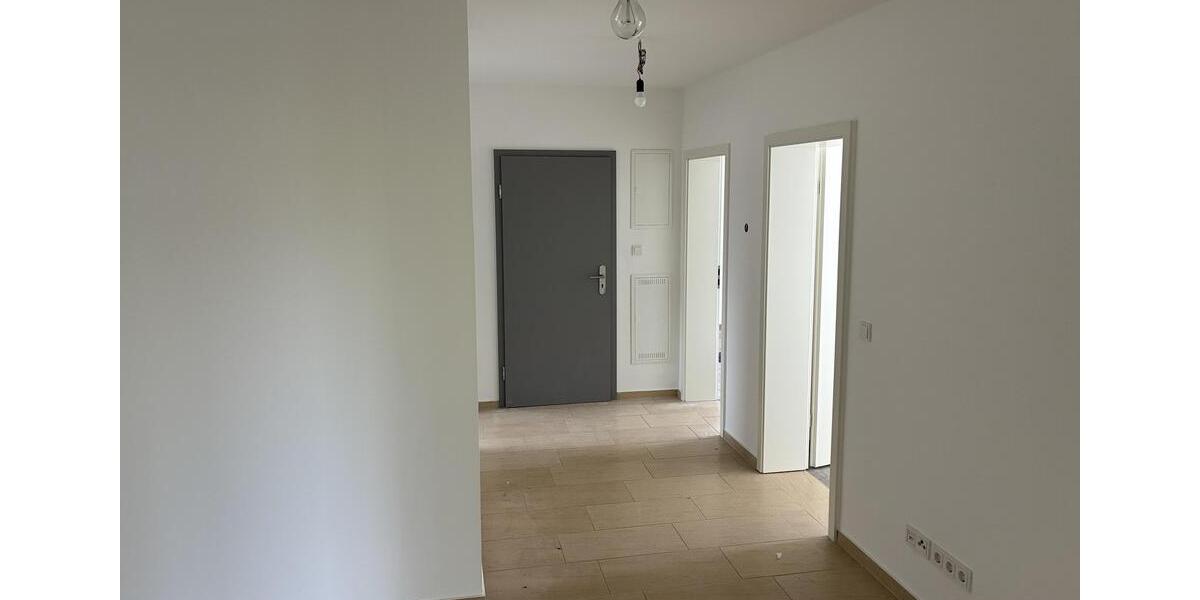 Etagenwohnung Duisburg - 4 Zimmer, 120 m&sup2;, 1.130&euro; | Angebot:26439190