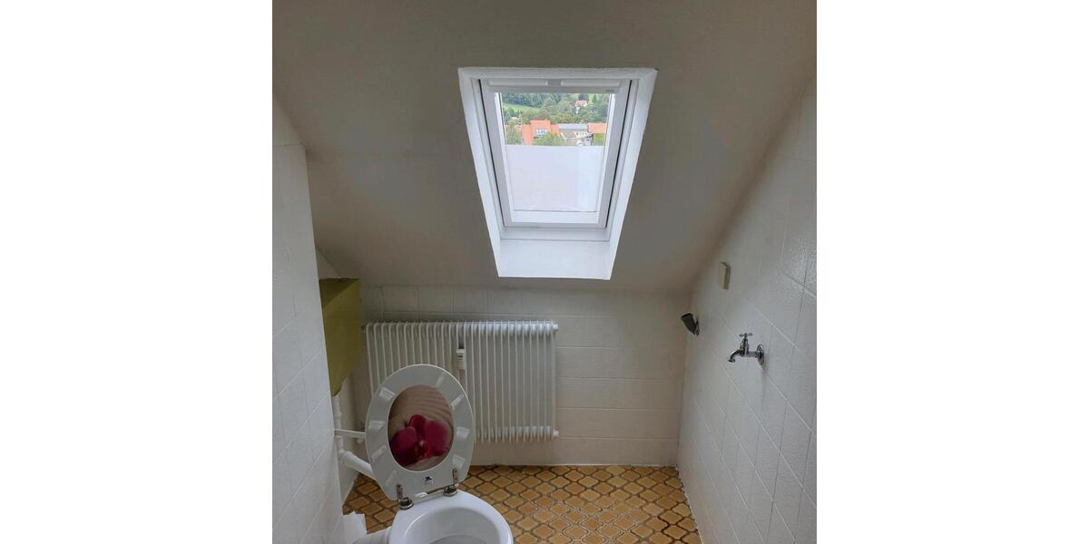 Dachgeschoßwohnung Poppenhausen (Wasserkuppe) - 1 Zimmer, 60 m&sup2;, 360&euro; | Angebot:26019517