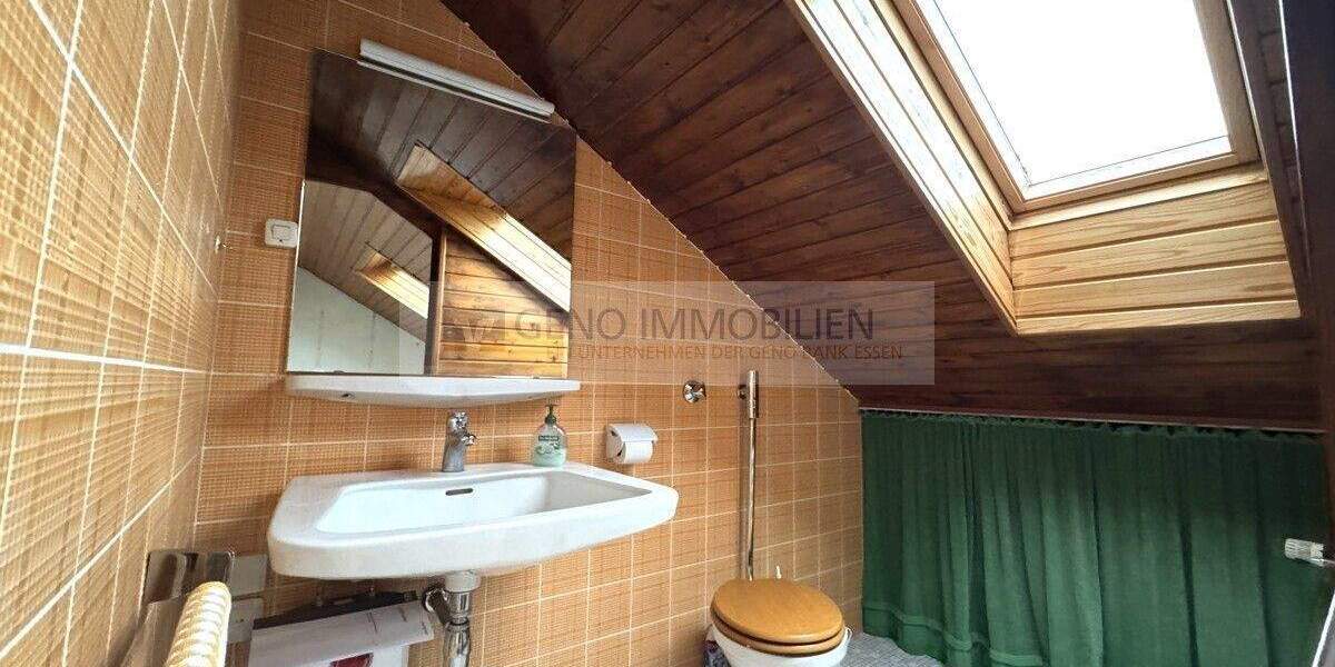 Reihenmittelhaus Hattingen Niederwenigern - 5 Zimmer, 102 m&sup2;, 395.000&euro; | Angebot:25476453