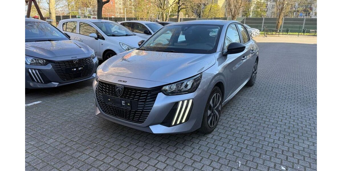 Peugeot 208 27.509 km 14.180 &euro; Rüsselsheim 65428