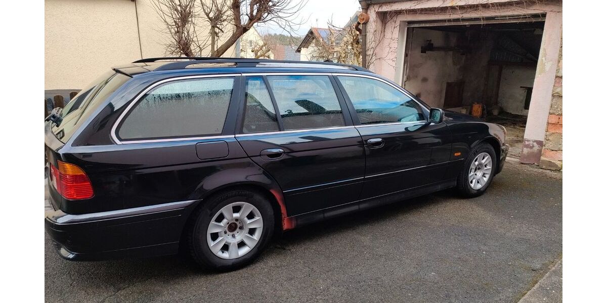 BMW 525 259.142 km 1.199 € Grub am Forst 96271