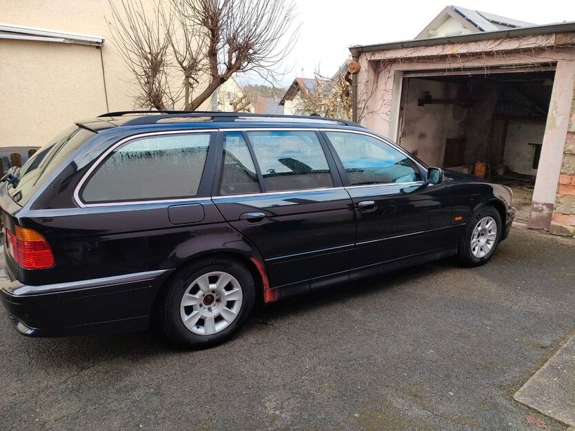 BMW 525 259.142 km 1.199 € Grub am Forst 96271