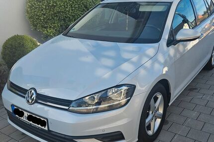VW Golf 72.000 km 12.800 &euro; Cham 93413