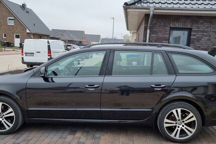 Skoda Superb 178.000 km 6.100 € Lauenburg 21481