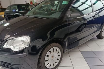 VW Polo 159.000 km 1.990 &euro; Recklinghausen 45659