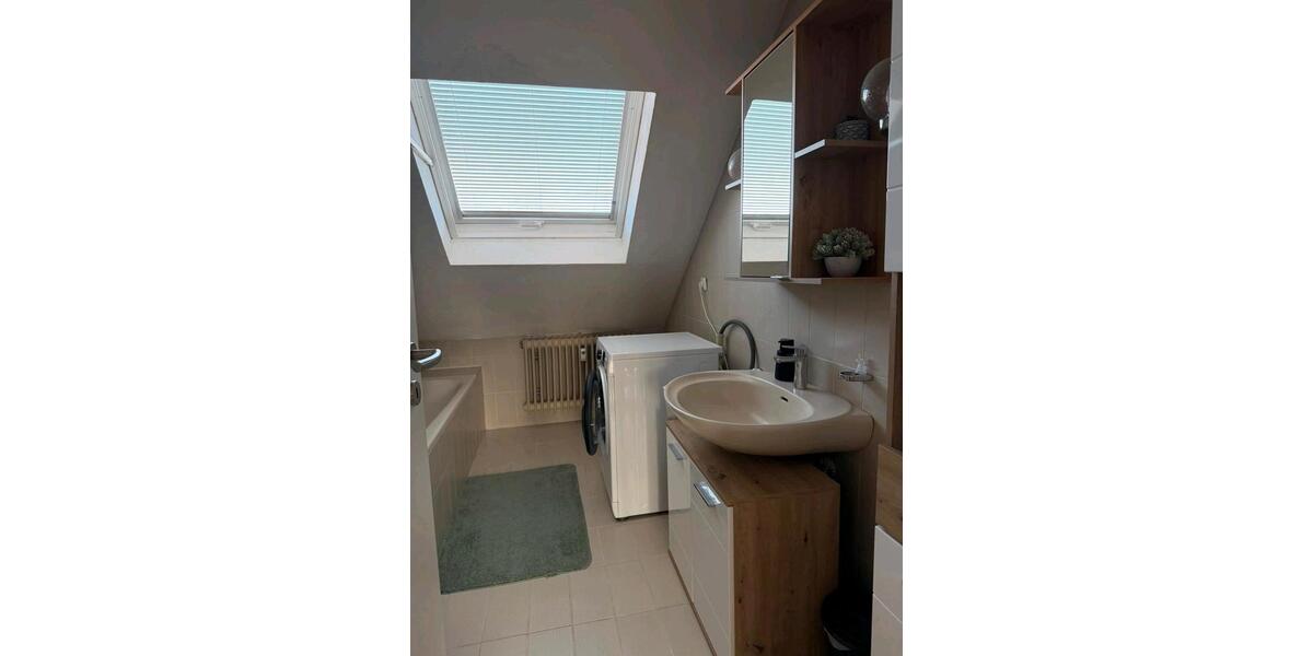 Dachgeschoßwohnung Kemnath - 2 Zimmer, 63 m&sup2;, 480&euro; | Angebot:25572087