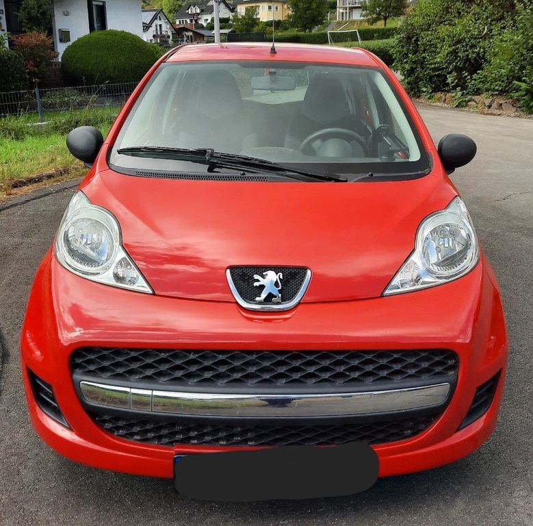 Peugeot 107 128.000 km 1.990 € Üxheim 54579