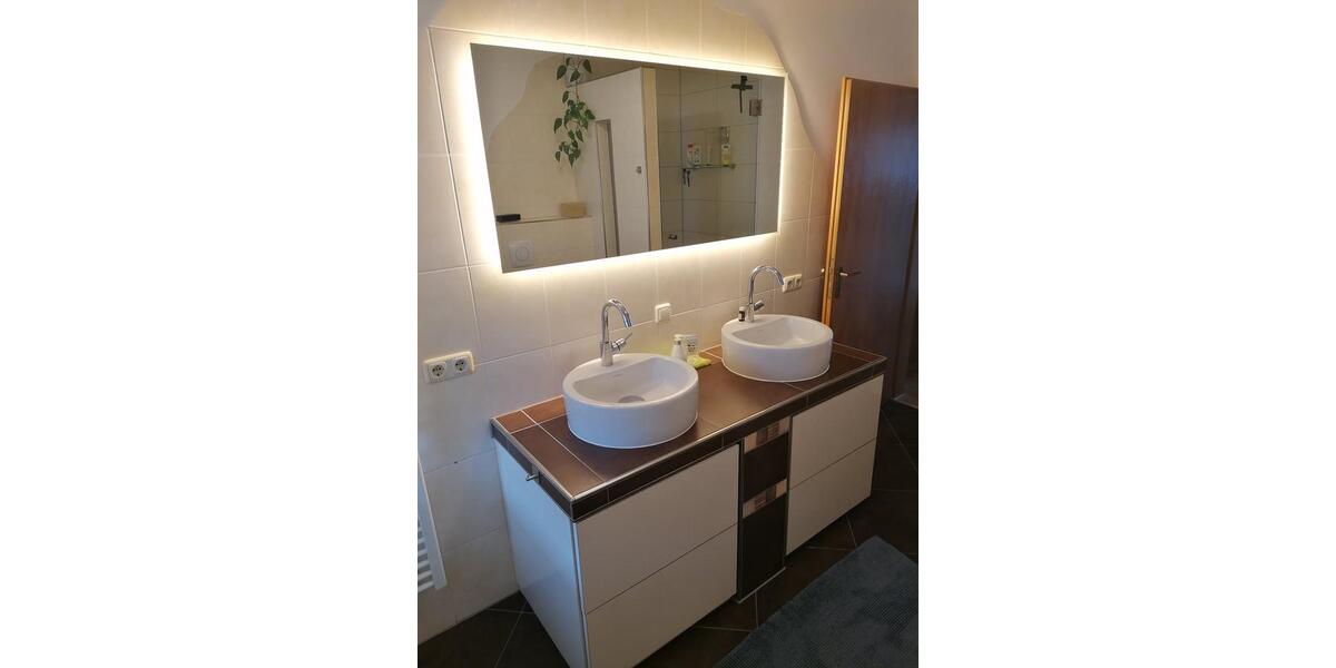 Reihenhaus Ansbach - 6 Zimmer, 140 m&sup2;, 1.630&euro; | Angebot:26399720