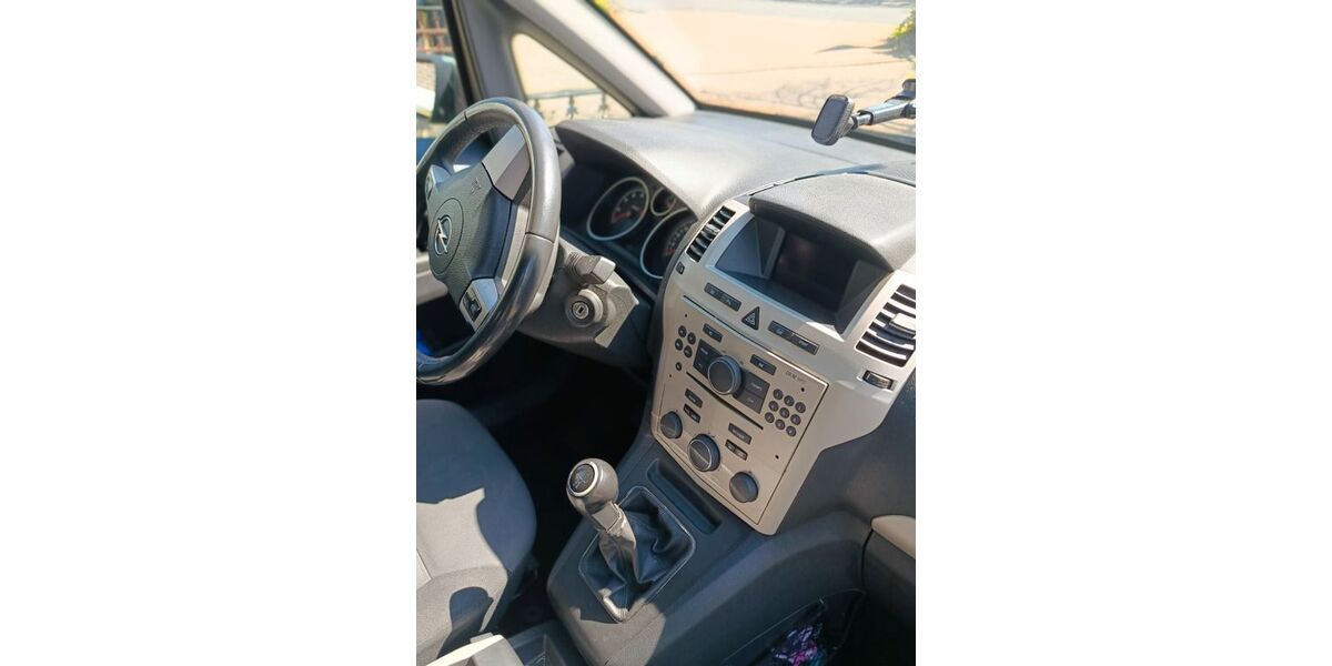 Opel Zafira 203.000 km 1.600 &euro; Elsdorf heppendorf 50189
