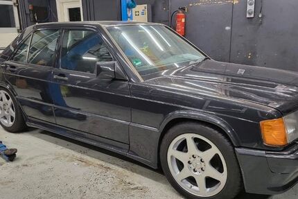 Mercedes-Benz 190 165.490 km 23.999 &euro; Altdorf 71155