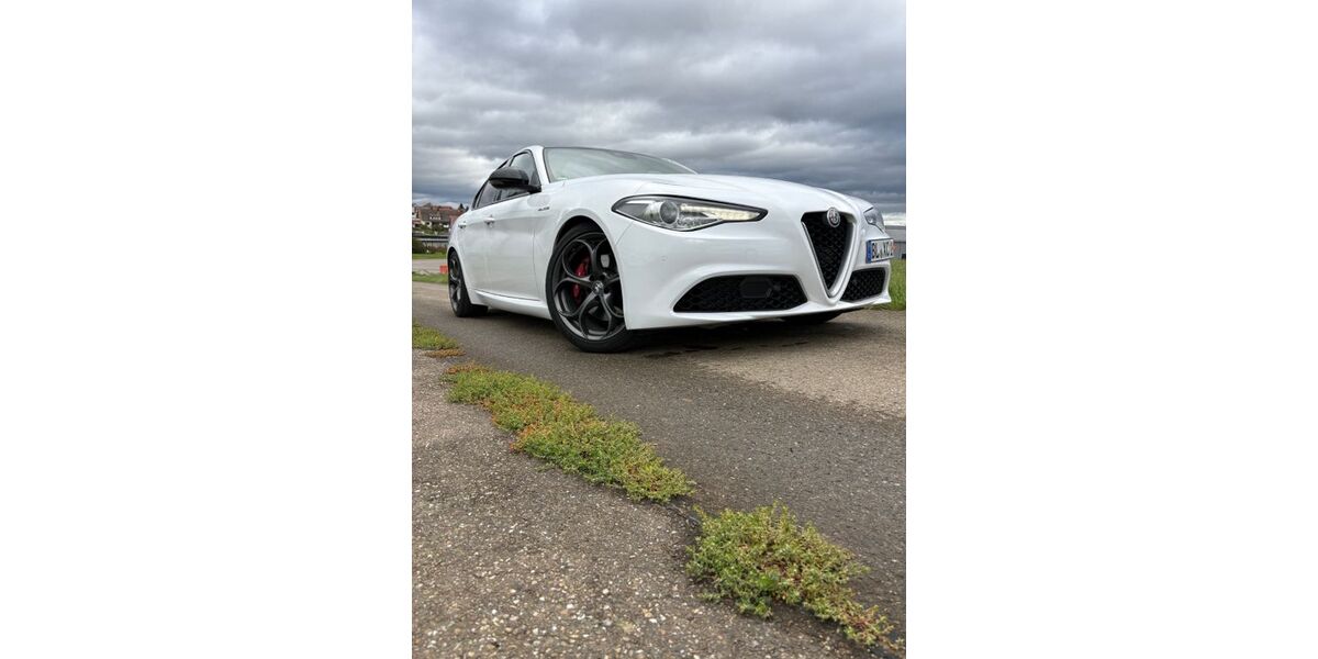 Alfa Romeo Giulia 73.000 km 26.900 &euro; Albstadt 72458