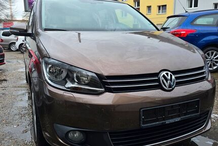 VW Touran 128.000 km 6.800 &euro; Essen 45144