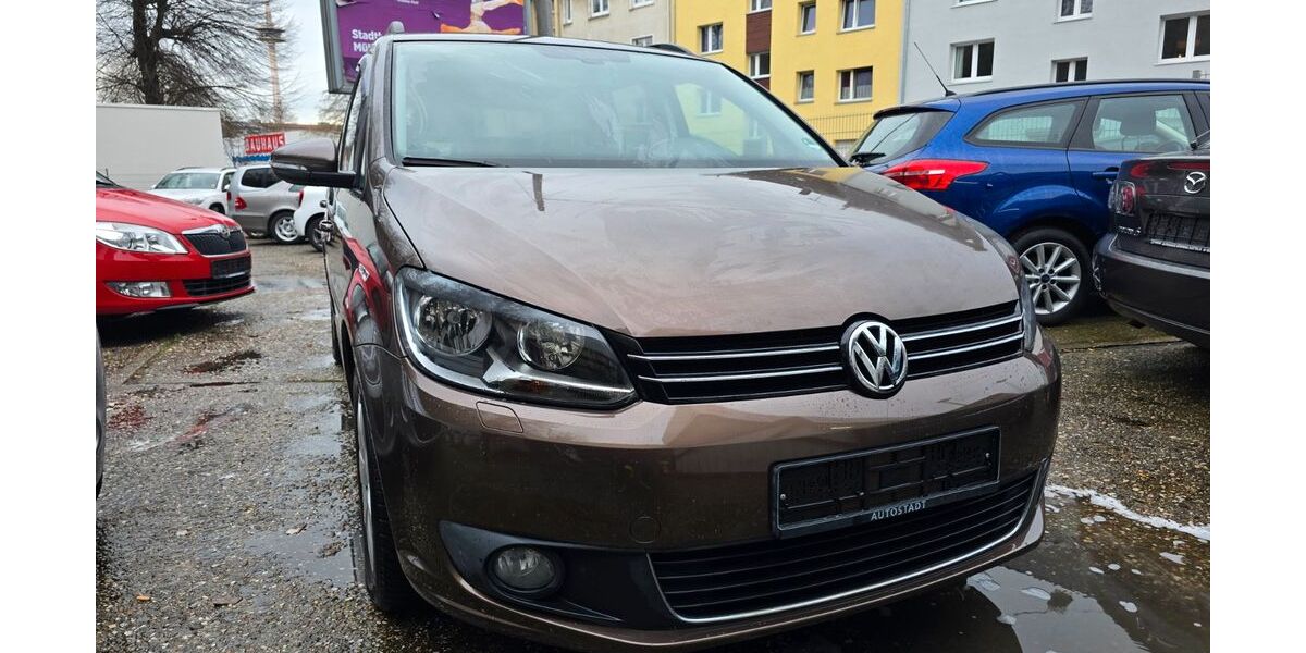 VW Touran 128.000 km 6.800 &euro; Essen 45144