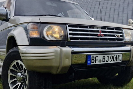 Mitsubishi Pajero II 94.378 km 11.000 &euro; Steinfurt 48565