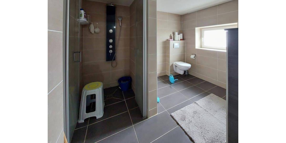 Einfamilienhaus Bad Marienberg - 9 Zimmer, 186 m&sup2;, 173.000&euro; | Angebot:26929544