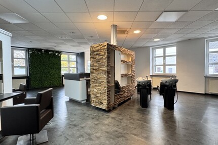 Moderner Friseursalon Ladenlokal Büro Praxis in guter Lage von Kriftel zu vermieten! - Gewerbeobjekt Kriftel | Angebot:23570709