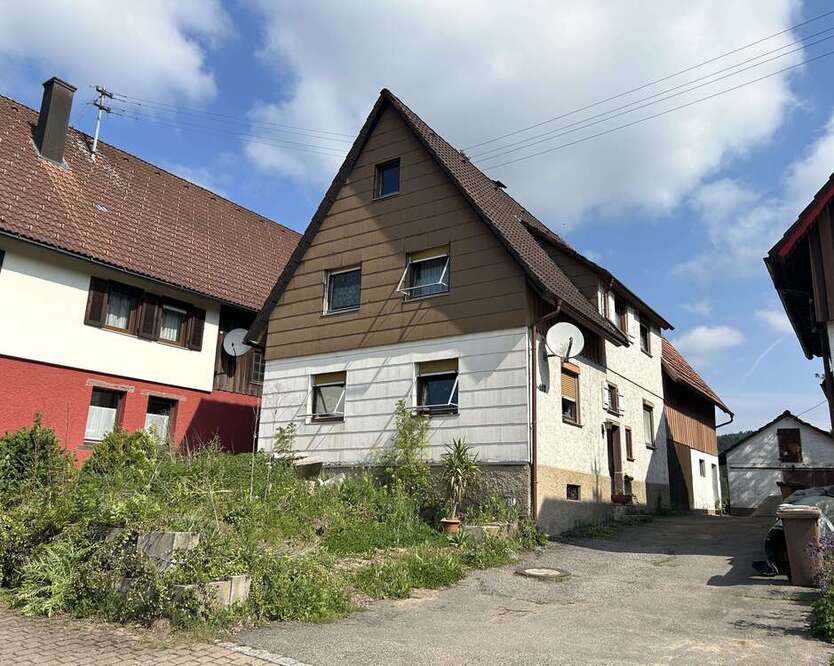 Haus zum Kaufen in Loßburg 125.000 € 96.29 m²