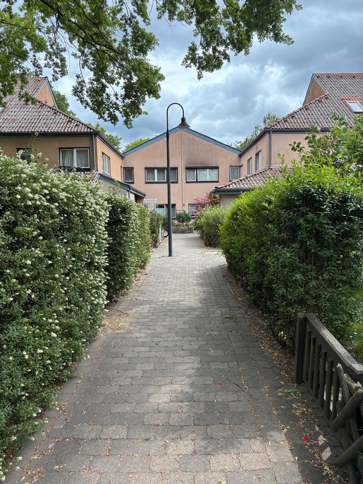 Moderne 4-Zimmer-Maisonette mit Garten, Terrasse & Stellplatz