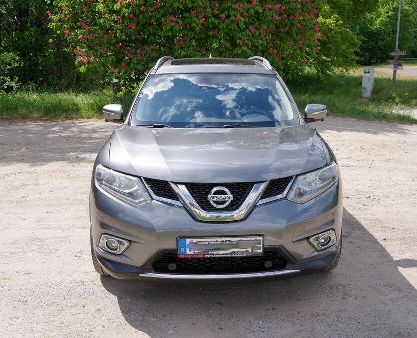 Nissan X-Trail 80.000 km 14.800 € Lübeck 23556
