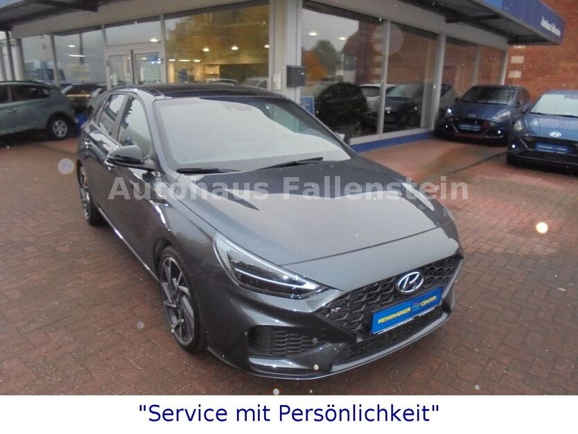Hyundai i30 25.793 km 24.590 € Bad Salzungen 36433