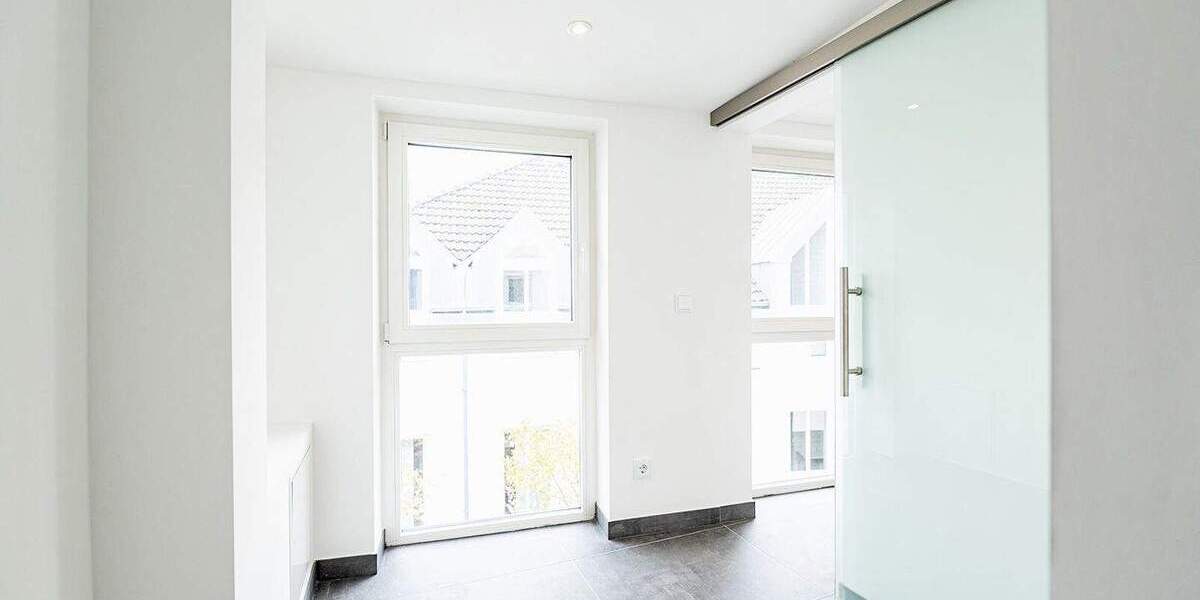 Etagenwohnung Hilden - 3 Zimmer, 122 m&sup2;, 2.340&euro; | Angebot:23958866