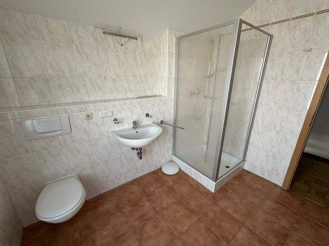 Doppelhaushälfte Weiden Rehbühl - 6 Zimmer, 136 m&sup2;, 1.350&euro; | Angebot:25663734