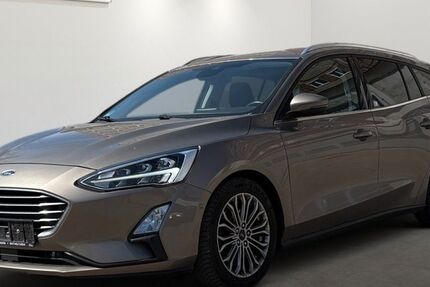 Ford Focus 125.798 km 8.299 &euro; Berlin 12681