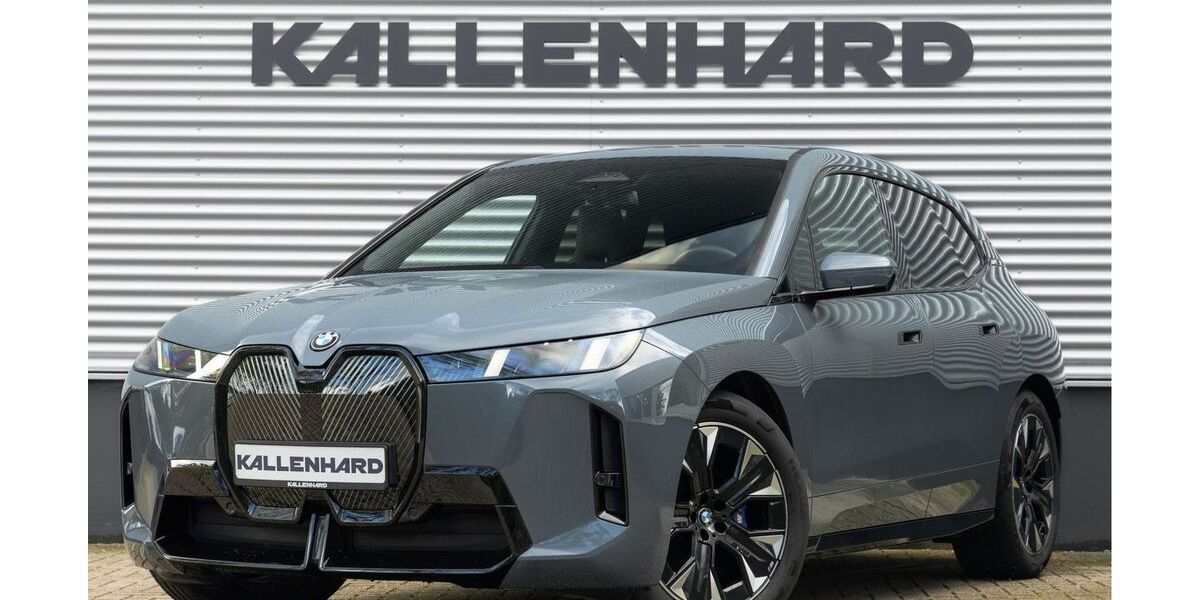 BMW iX 27.500 km 80.920 &euro; Köln 51149