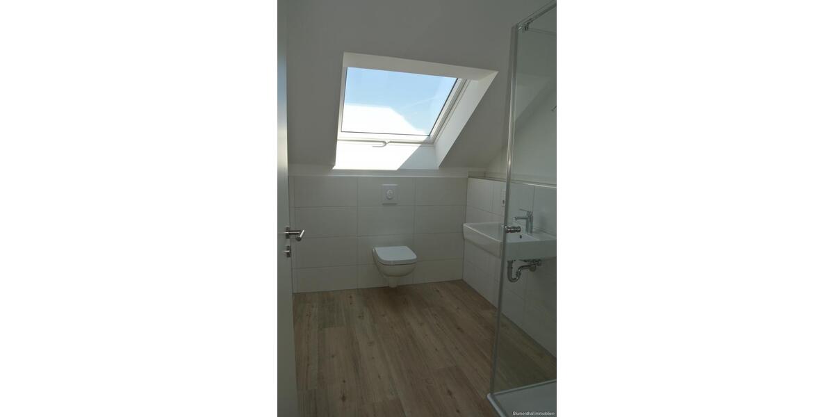 Dachgeschoßwohnung Bielefeld Jöllenbeck - 2 Zimmer, 61 m&sup2;, 695&euro; | Angebot:26252923