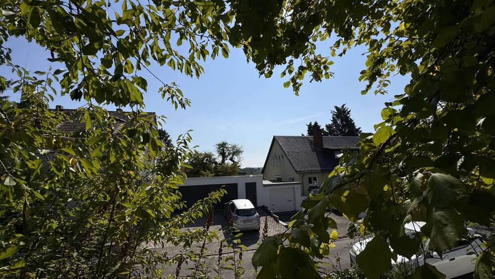 Haus zum Kaufen in Wiesbaden 990.000 € 193 m² 8 zimmer