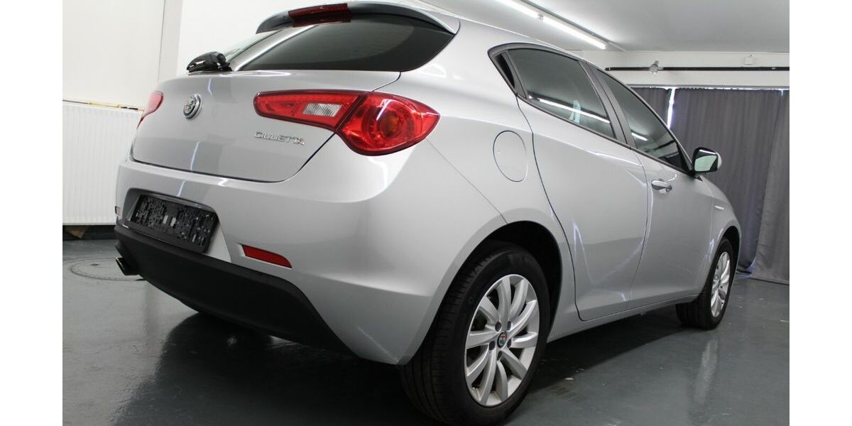 Alfa Romeo Giulietta 17.011 km 17.200 &euro; München 80993