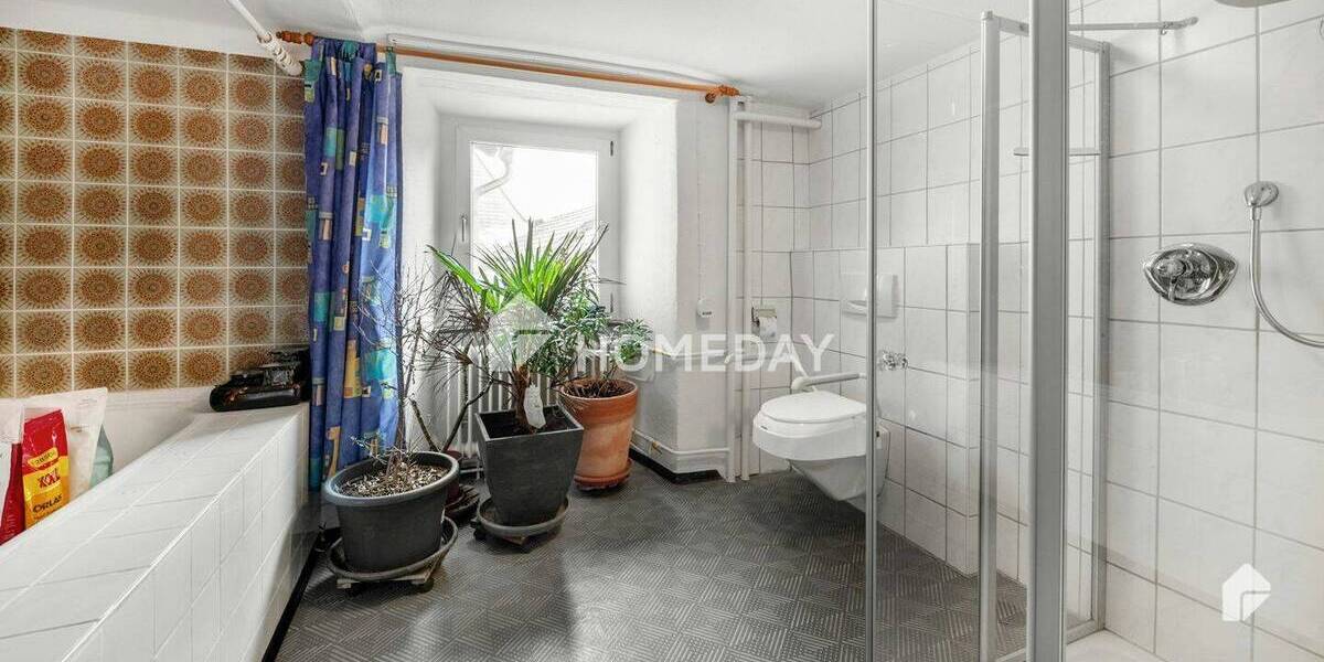 Bauernhaus, Landhaus Wutach Ewattingen - 7 Zimmer, 242 m&sup2;, 430.000&euro; | Angebot:25708372