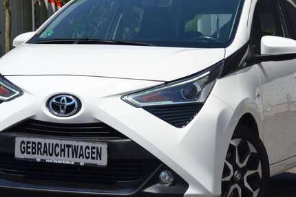 Toyota Aygo 122.490 km 9.800 &euro; Düsseldorf 40599
