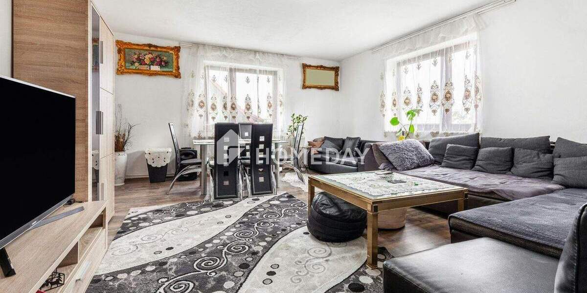 Zweifamilienhaus mit viel Platz und Gestaltungsfreiheit in ruhiger Lage 8 zimmer