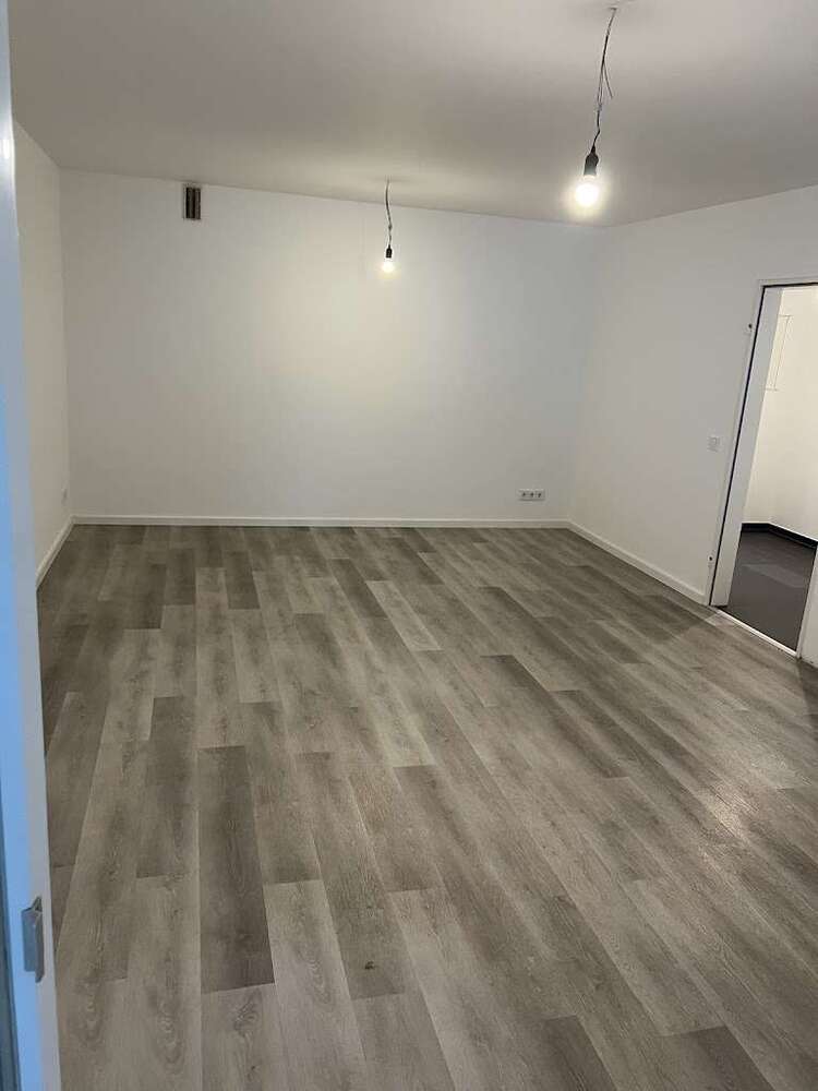 Wohnung zum Mieten in Köln 440 € 42 m²