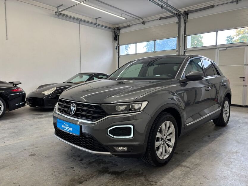 VW T-Roc 41.100 km 25.999 € Landau a.d.Isar 94405