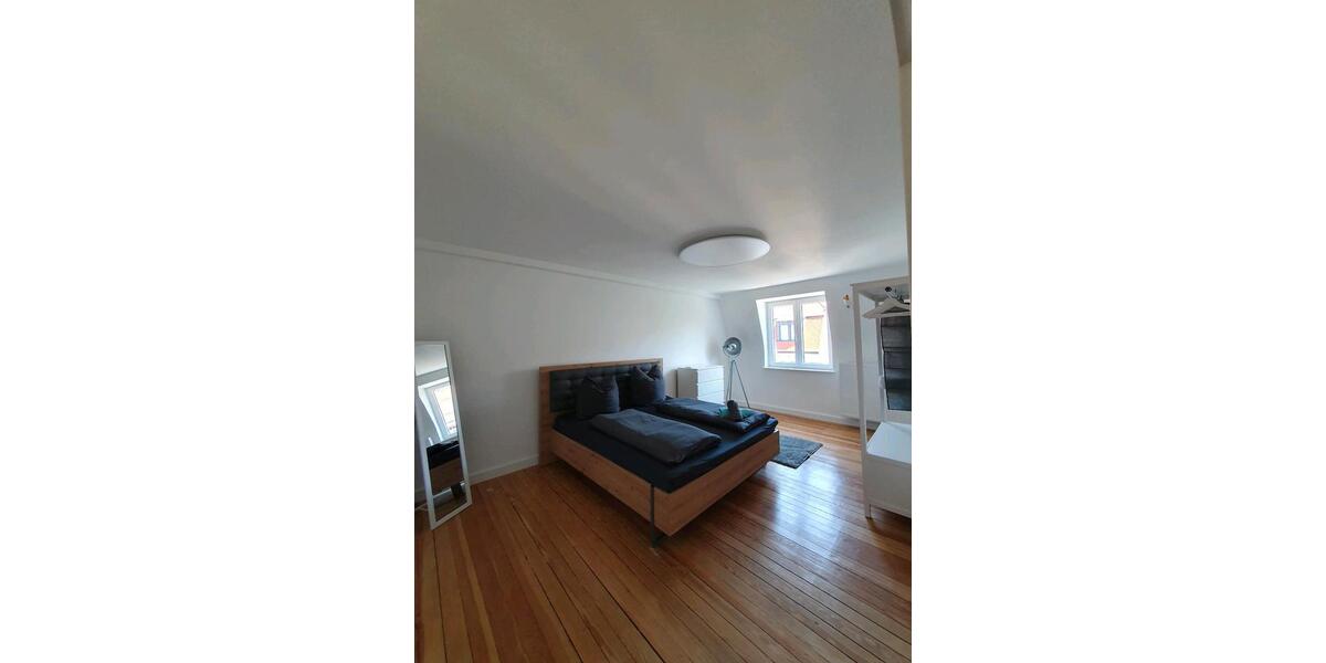 Etagenwohnung Eggenstein-Leopoldshafen Leopoldshafen - 4 Zimmer, 110 m&sup2;, 3.000&euro; | Angebot:24772644