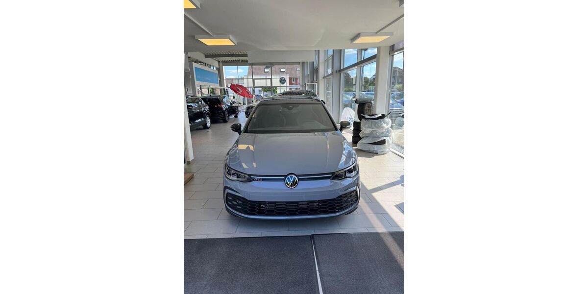 VW Golf 27.000 km 33.850 &euro; Emmerich am Rhein 46446