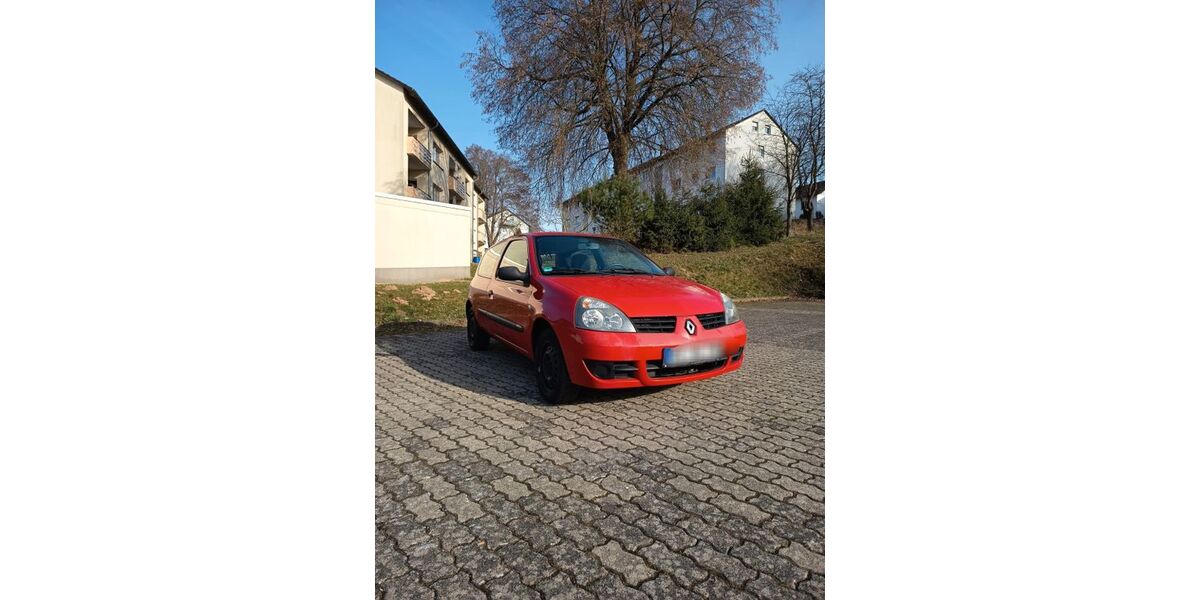 Renault Clio 142.632 km 1.950 &euro; FRANKENBERG 35066