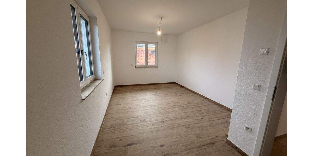 Etagenwohnung Pleinfeld - 4 Zimmer, 113 m&sup2;, 1.290&euro; | Angebot:25627454