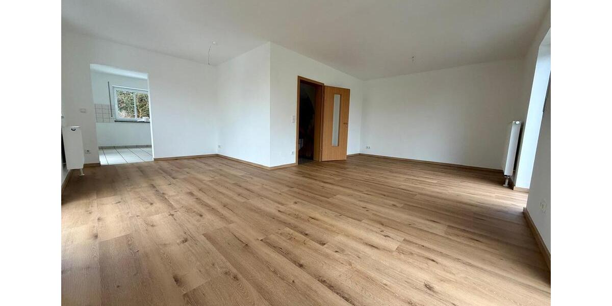 Doppelhaushälfte Regensburg Gallingkofen - 5 Zimmer, 155 m&sup2;, 1.970&euro; | Angebot:25270210