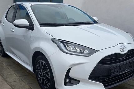 Toyota Yaris 22.000 km 16.480 &euro; Leimbach 36433