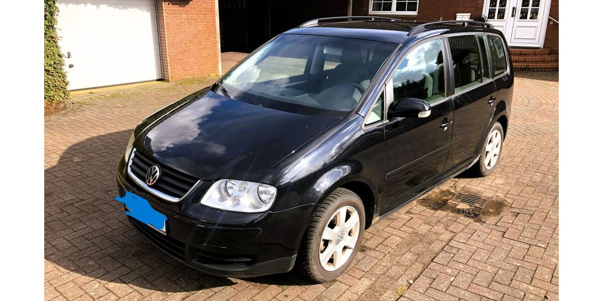VW Touran 301.000 km 2.600 &euro; Hamdorf 24805