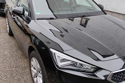 Seat Leon 44.126 km 21.999 € Mörfelden-Walldorf 64546
