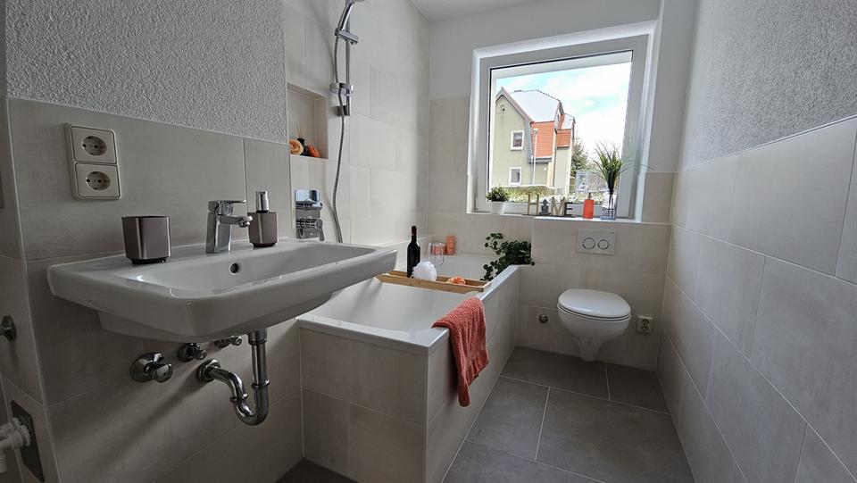 Etagenwohnung Ebersbach-Neugersdorf Neugersdorf - 2 Zimmer, 47 m&sup2;, 330&euro; | Angebot:26373504