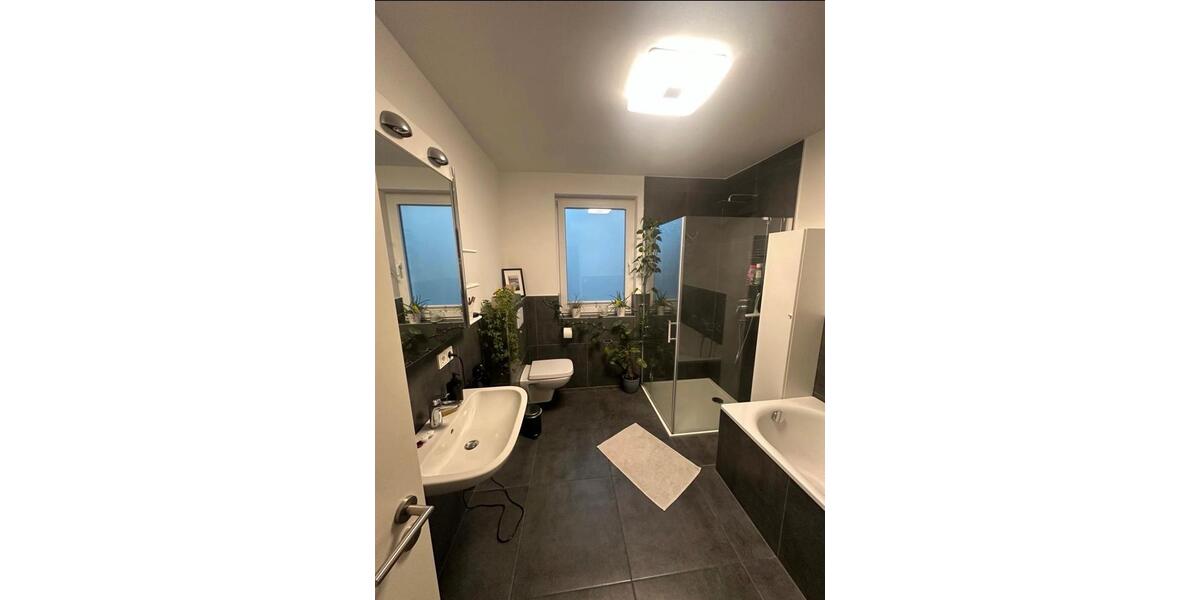 Maisonettenwohnung Celle - 4 Zimmer, 135 m&sup2;, 1.300&euro; | Angebot:26429396