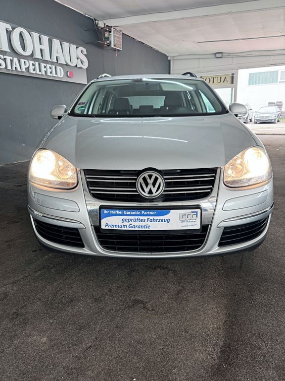 VW Golf 268.900 km 1.999 € Stapelfeld 22145