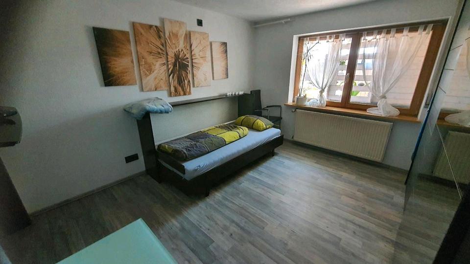 Erdgeschoßwohnung Hüfingen - 1 Zimmer, 20 m&sup2;, 300&euro; | Angebot:26386634