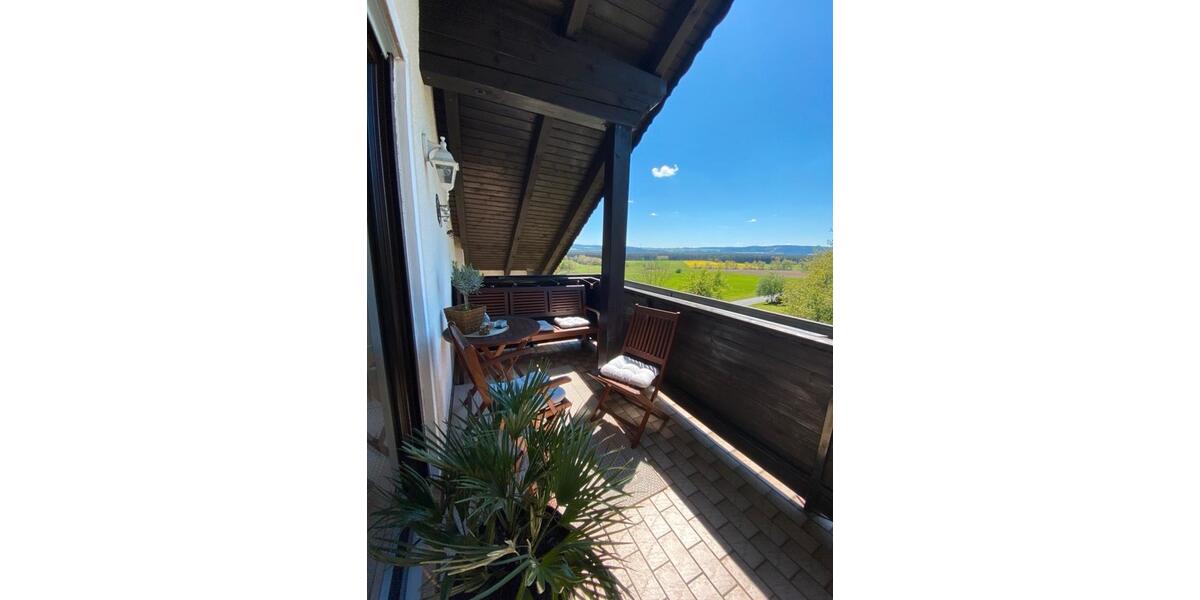 Dachgeschoßwohnung Luhe-Wildenau Wildenau - 2 Zimmer, 109 m&sup2;, 950&euro; | Angebot:25406667
